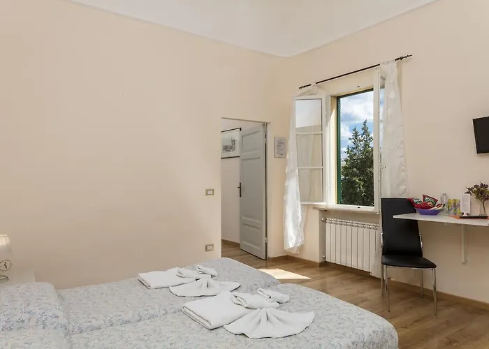 Zara Oda ve Kahvaltı Siena